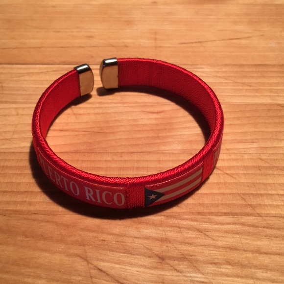 New Puerto Rico flag bracelet - Picture 2 of 3